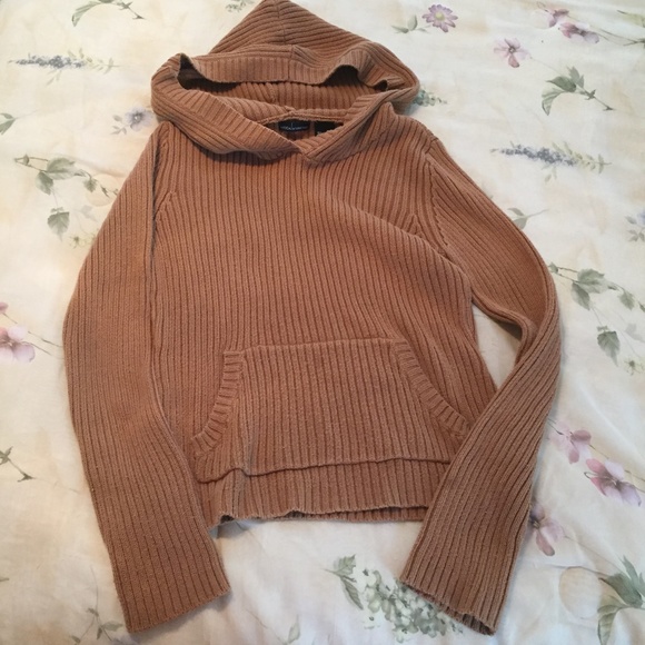 MODA International Kangaroo Pocket Hoodie - Picture 2 of 4